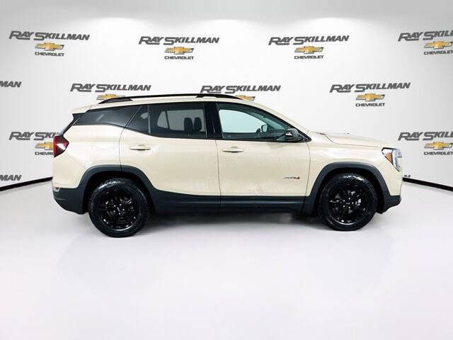 2022 GMC Terrain AT4