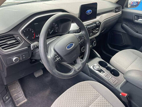 2020 Ford Escape SE