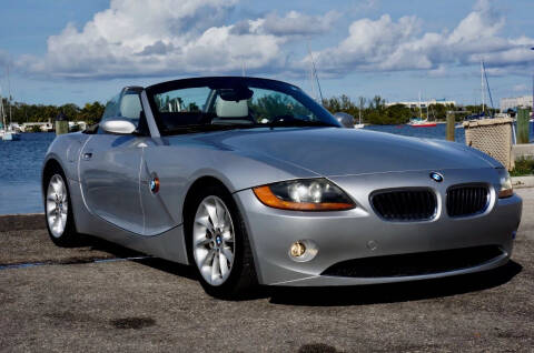 2003 BMW Z4 for sale at Team Auto US in Hollywood FL