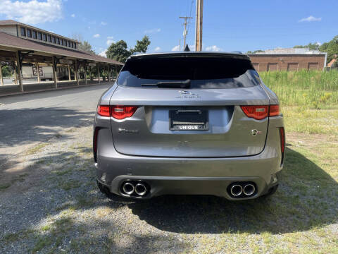 2020 Jaguar F-PACE SVR