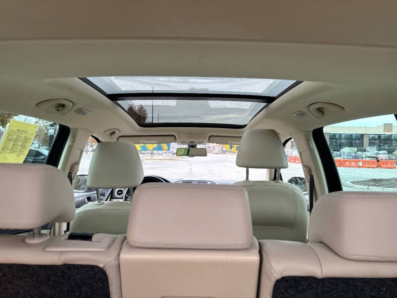 2011 Volkswagen Tiguan SEL 4Motion