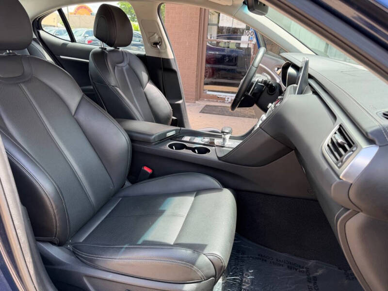 2019 Genesis G70
