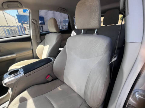 2012 Toyota Prius v Three
