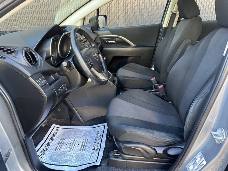 2013 Mazda MAZDA5 Touring