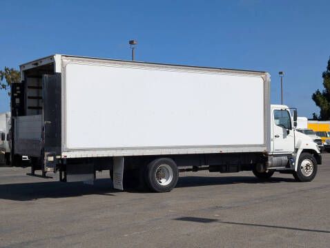 2015 Hino 268A