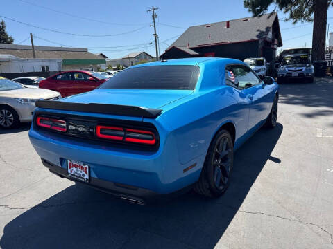 2019 Dodge Challenger SXT