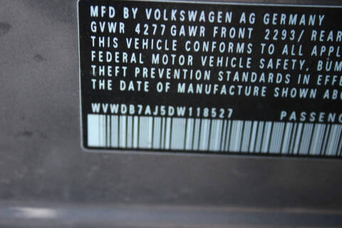 2013 Volkswagen Golf 2.5L PZEV