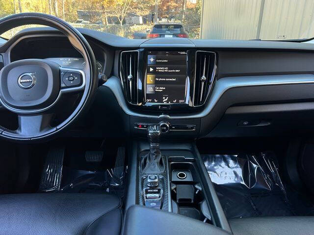 2018 Volvo XC60 T5 Momentum