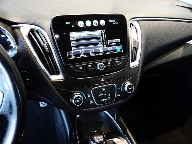 2017 Chevrolet Malibu LT