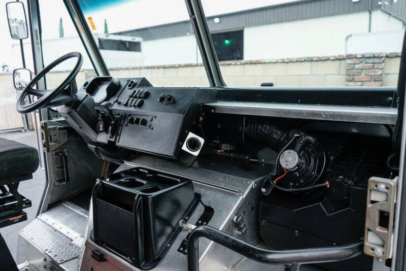 2020 Freightliner MT45 Chassis