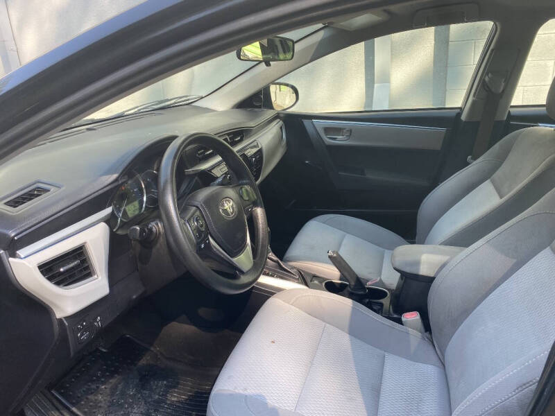 2016 Toyota Corolla LE