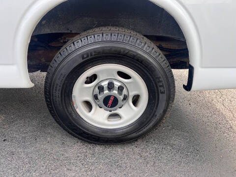 2017 GMC Savana 2500