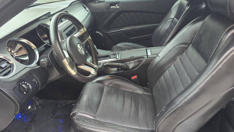 2014 Ford Mustang V6 Premium