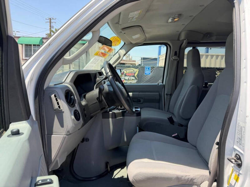 2011 Ford E-Series
