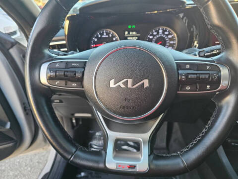 2022 Kia K5