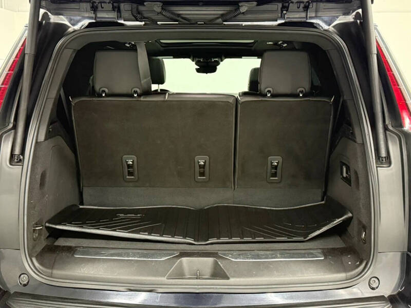 2023 Cadillac Escalade Sport