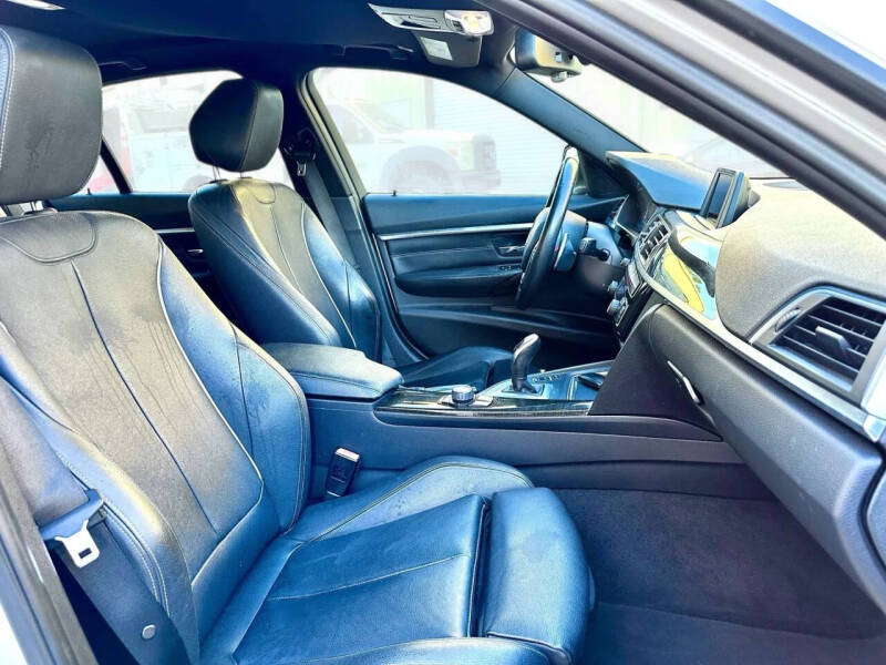 2016 BMW 3 Series 328i