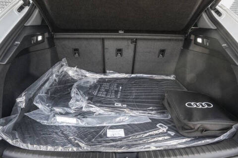 2024 Audi Q4 e-tron quattro Premium Plus 55