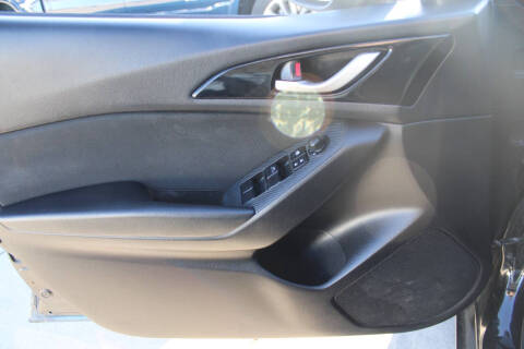 2014 Mazda MAZDA3 i Sport