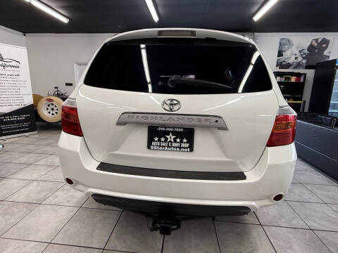 2010 Toyota Highlander SE