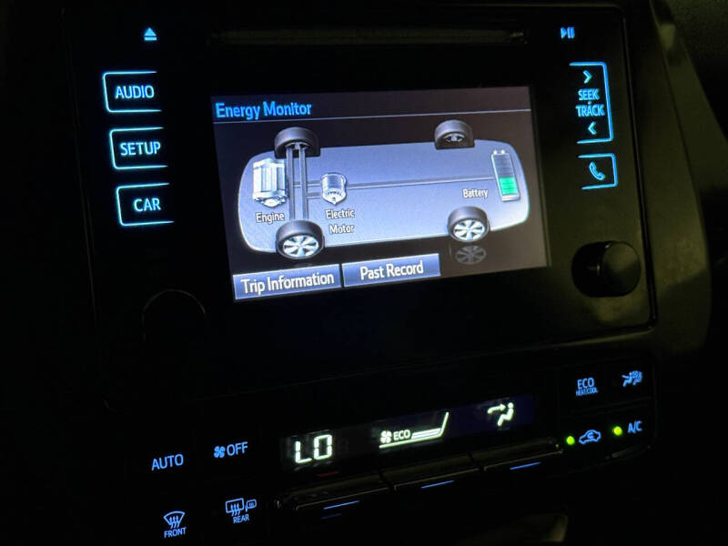 2019 Toyota Prius L Eco