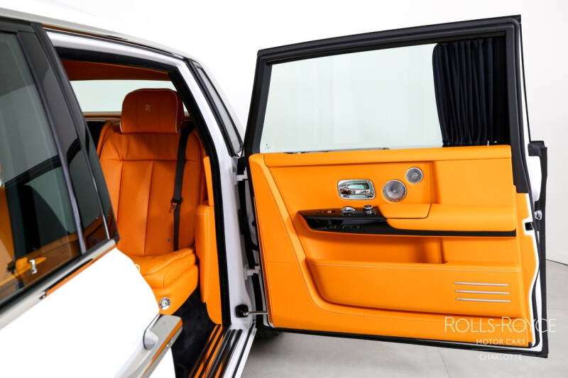 2024 Rolls-Royce Phantom EWB