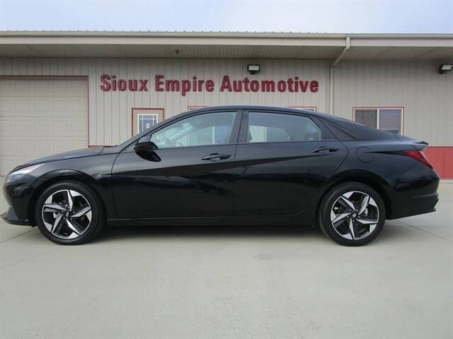 2023 Hyundai Elantra