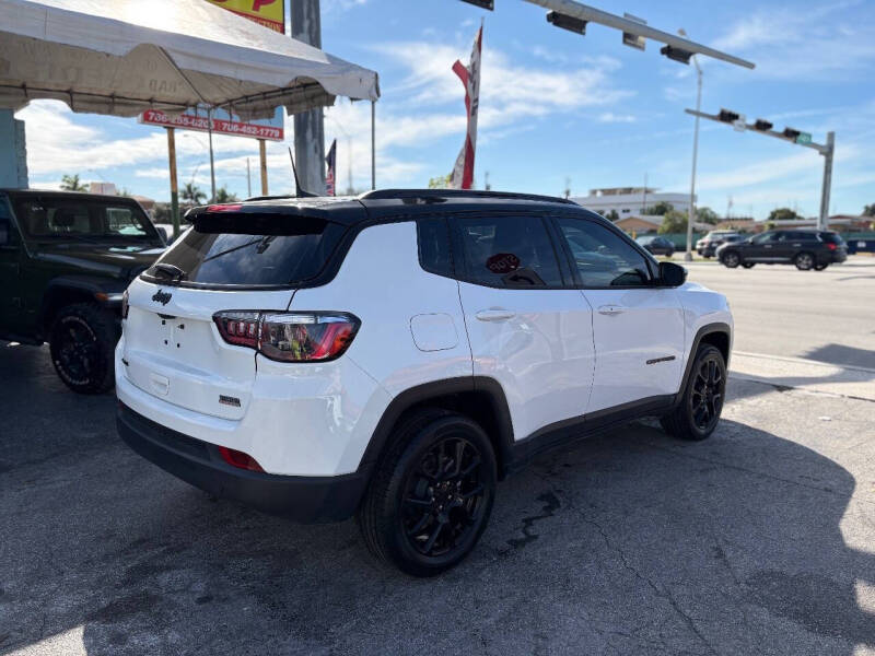 2023 Jeep Compass Altitude