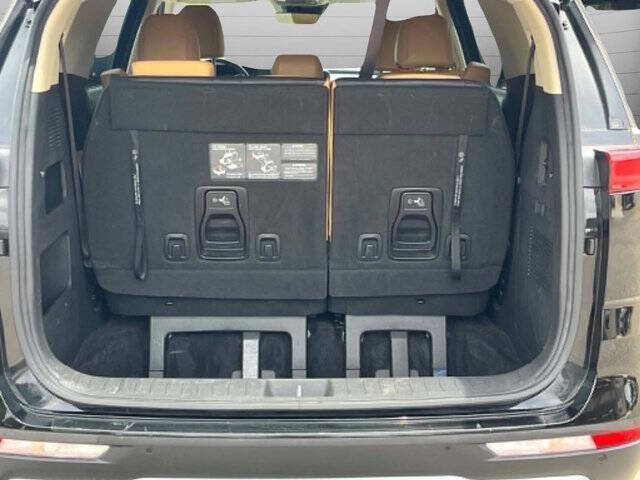 2023 Kia Carnival
