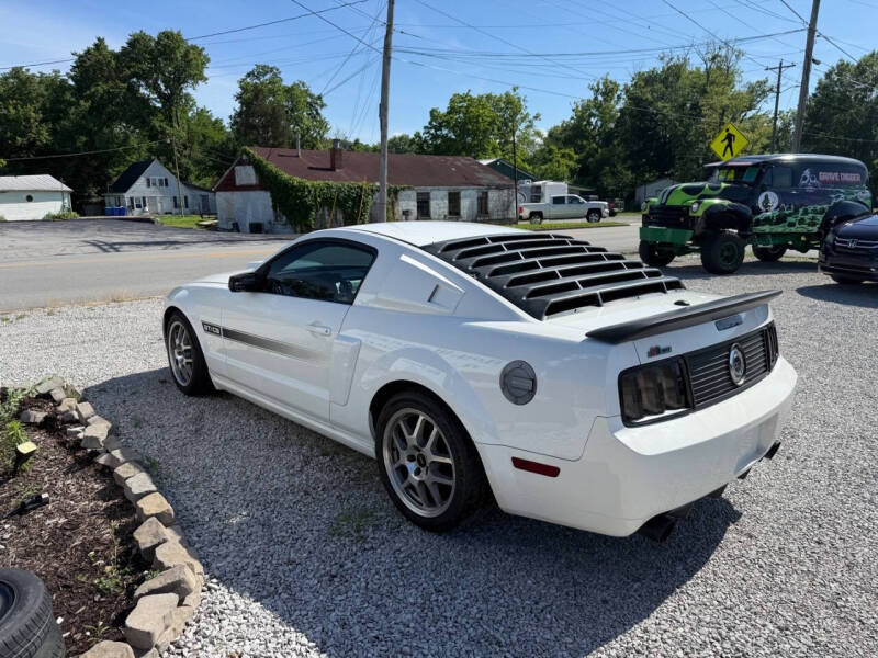 2009 Ford Mustang GT Deluxe