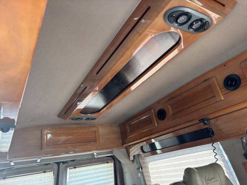 1999 Ford E-Series E-250