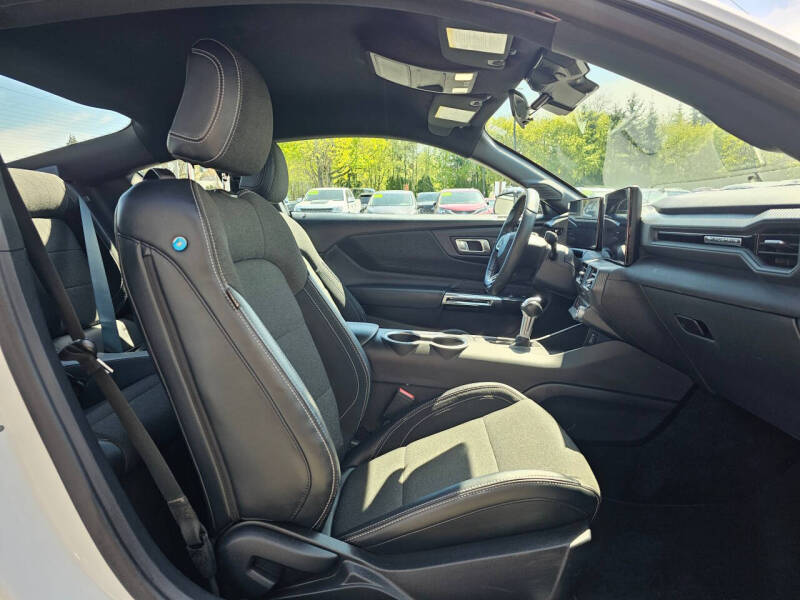 2024 Ford Mustang EcoBoost