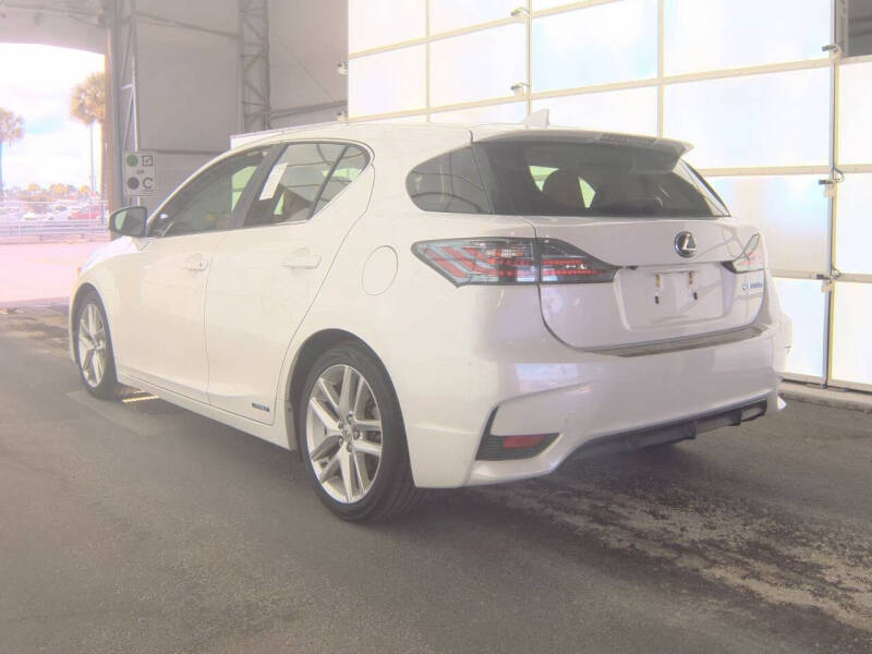 2014 Lexus CT 200h