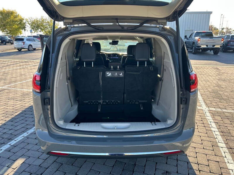 2021 Chrysler Pacifica Touring L