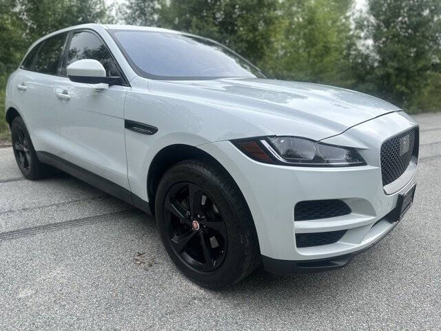 2019 Jaguar F-PACE 25t Premium
