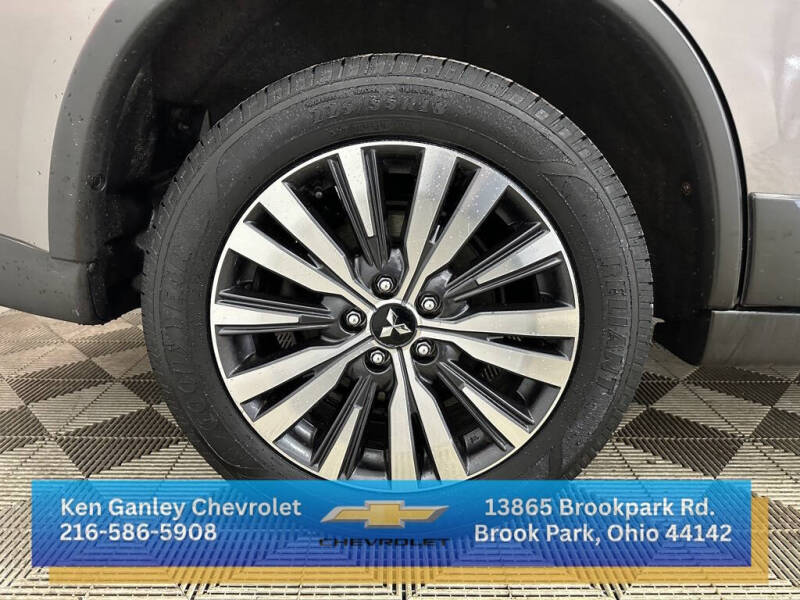 2020 Mitsubishi Outlander SEL