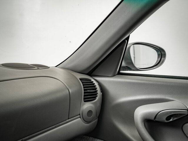 2001 Porsche 911 Carrera