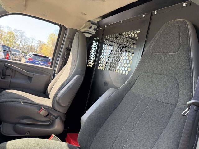 2024 Chevrolet Express 2500