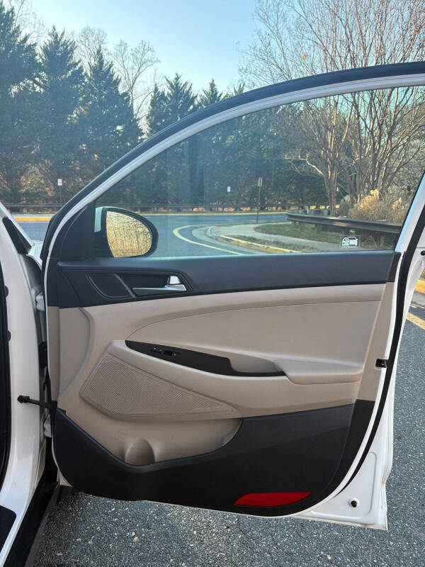 2017 Hyundai Tucson SE