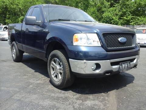 2006 Ford F-150 for sale at Auto Outpost-North, Inc. in McHenry IL