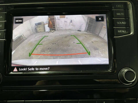 2017 Volkswagen Passat 1.8T R-Line