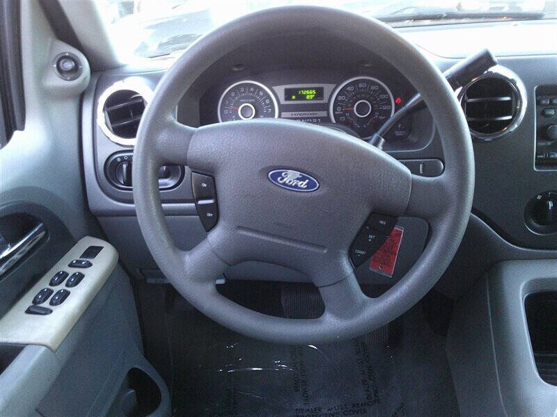 2005 Ford Expedition XLT