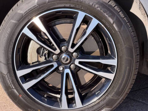 2020 Volvo XC60 T6 Momentum