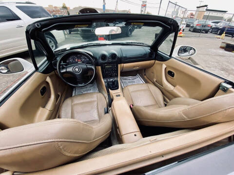 2000 Mazda MX-5 Miata LS