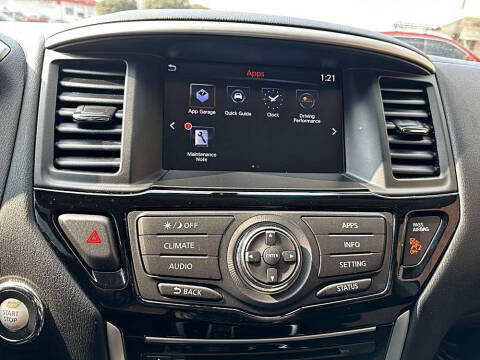 2017 Nissan Pathfinder S