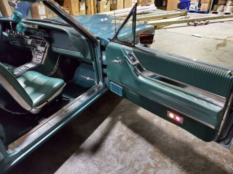 1964 Ford Thunderbird