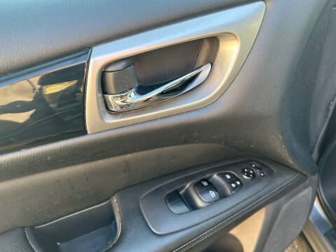 2018 Nissan Pathfinder S