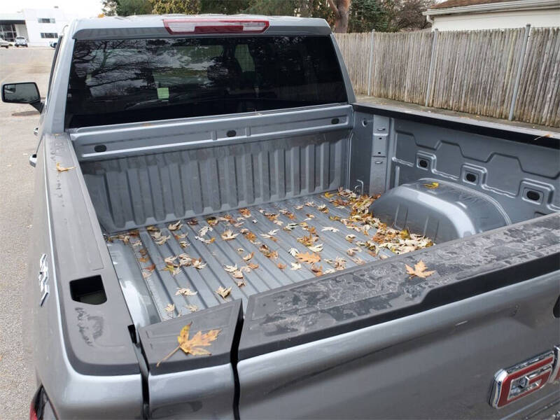 2026 GMC Sierra 1500 Elevation Standard