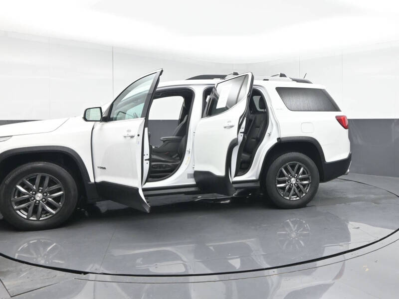 2017 GMC Acadia SLT-1