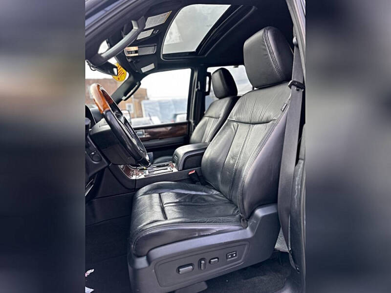 2016 Lincoln Navigator L Select